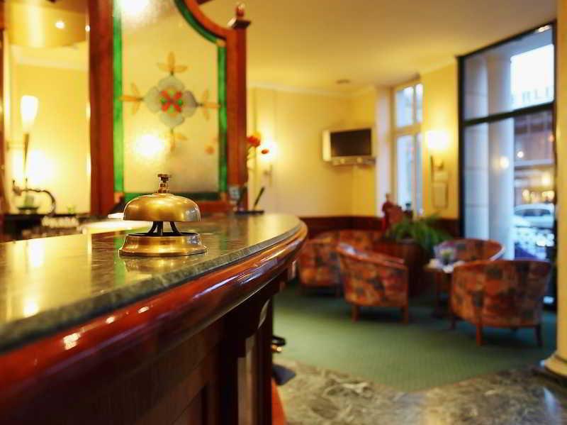 Nova Hotel